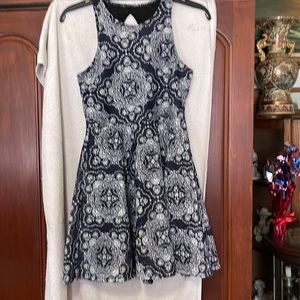 Aeropostale Cute Fitted & Flare Black & White Paisley Skater Dress Size SP